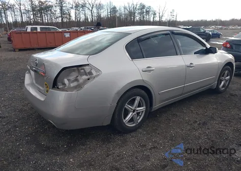 2010 Nissan Altima 2.5 S z USA, uszkodzony, nr VIN 1N4AL2AP0AN557598